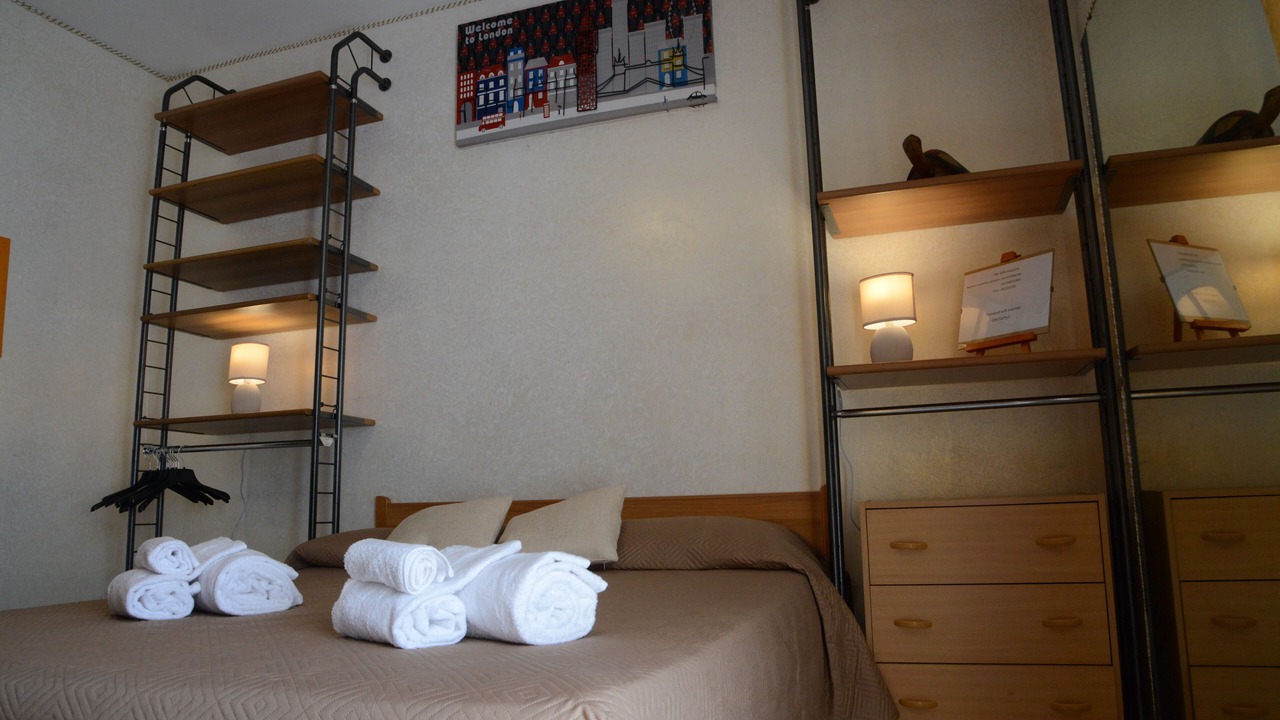 Photo of Bedroom in Campofelice di Roccella