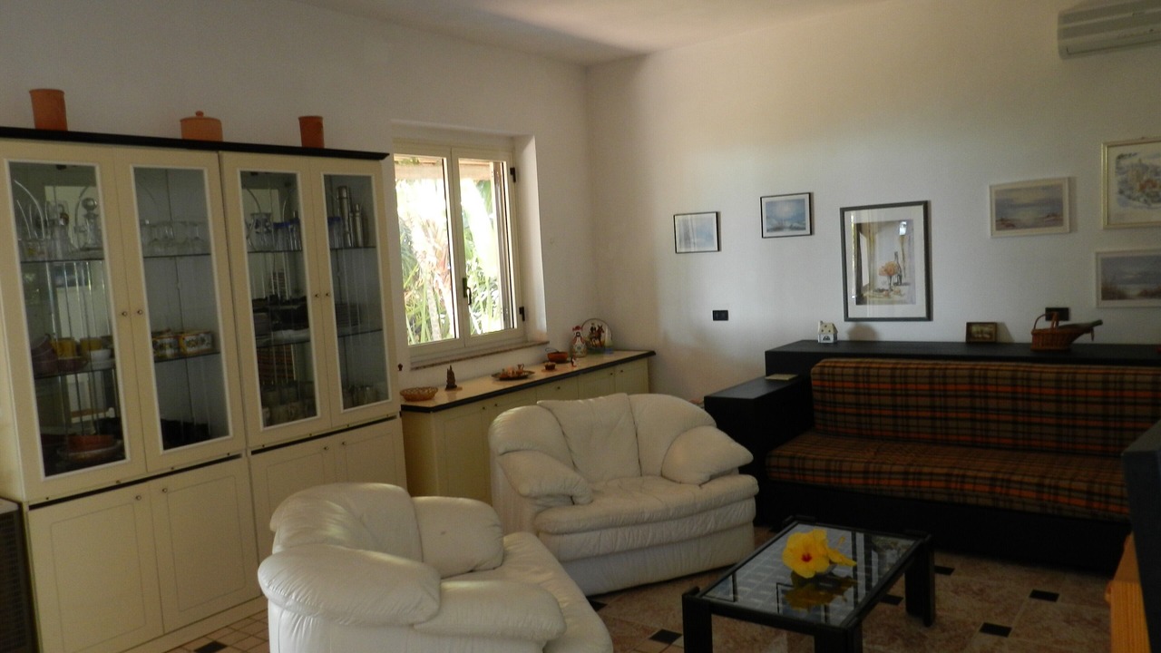 Photo of Livingroom in Santa Maria