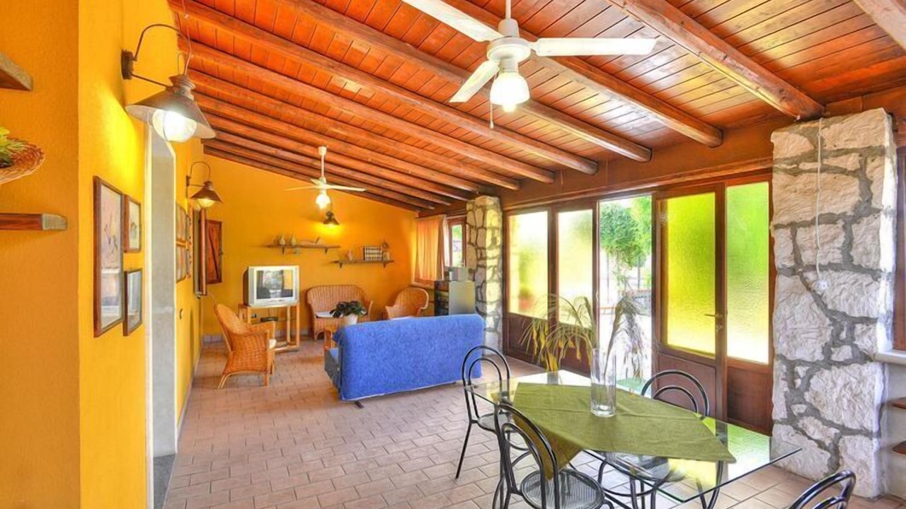 Photo of Livingroom in Solarino