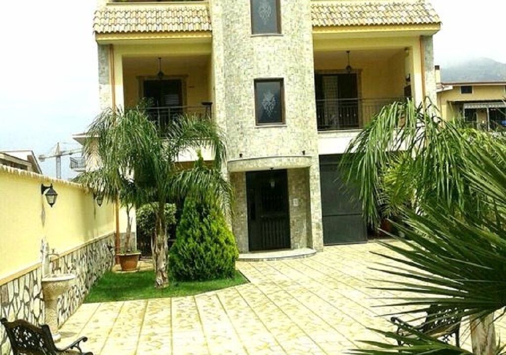 Photo of Outdoor in Palermo