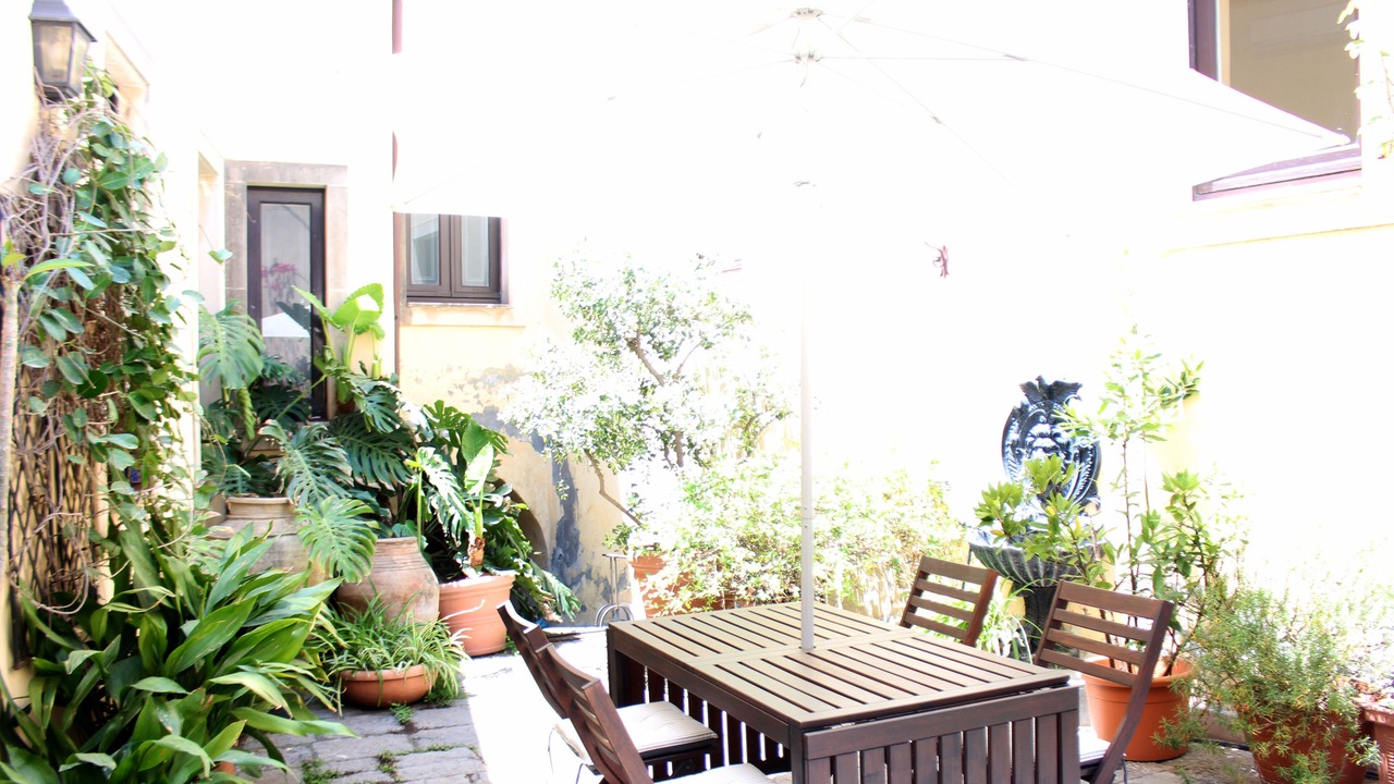Photo of Outdoor in Catania City Centre