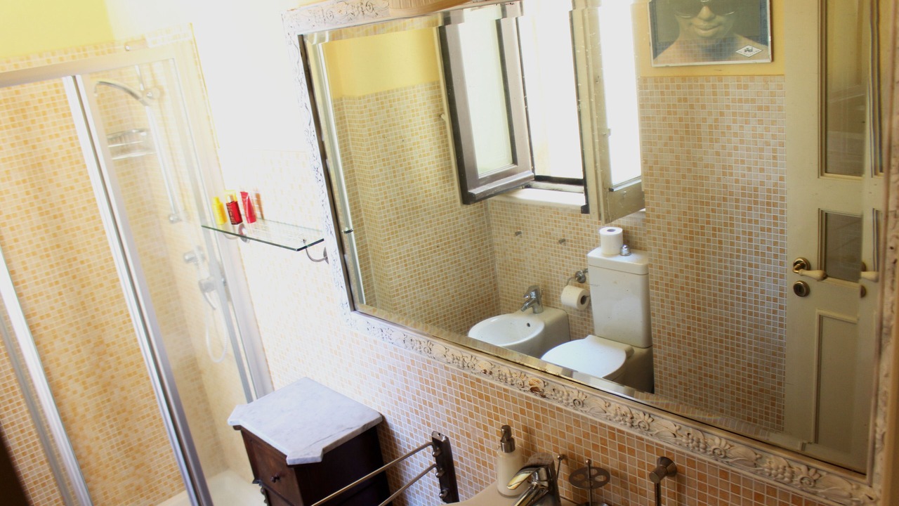 Photo of Bathroom in Catania City Centre