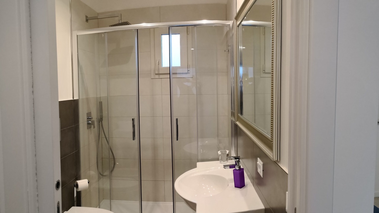 Photo of Bathroom in Old Town