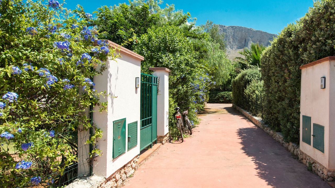 Photo of Outdoor in Terrasini