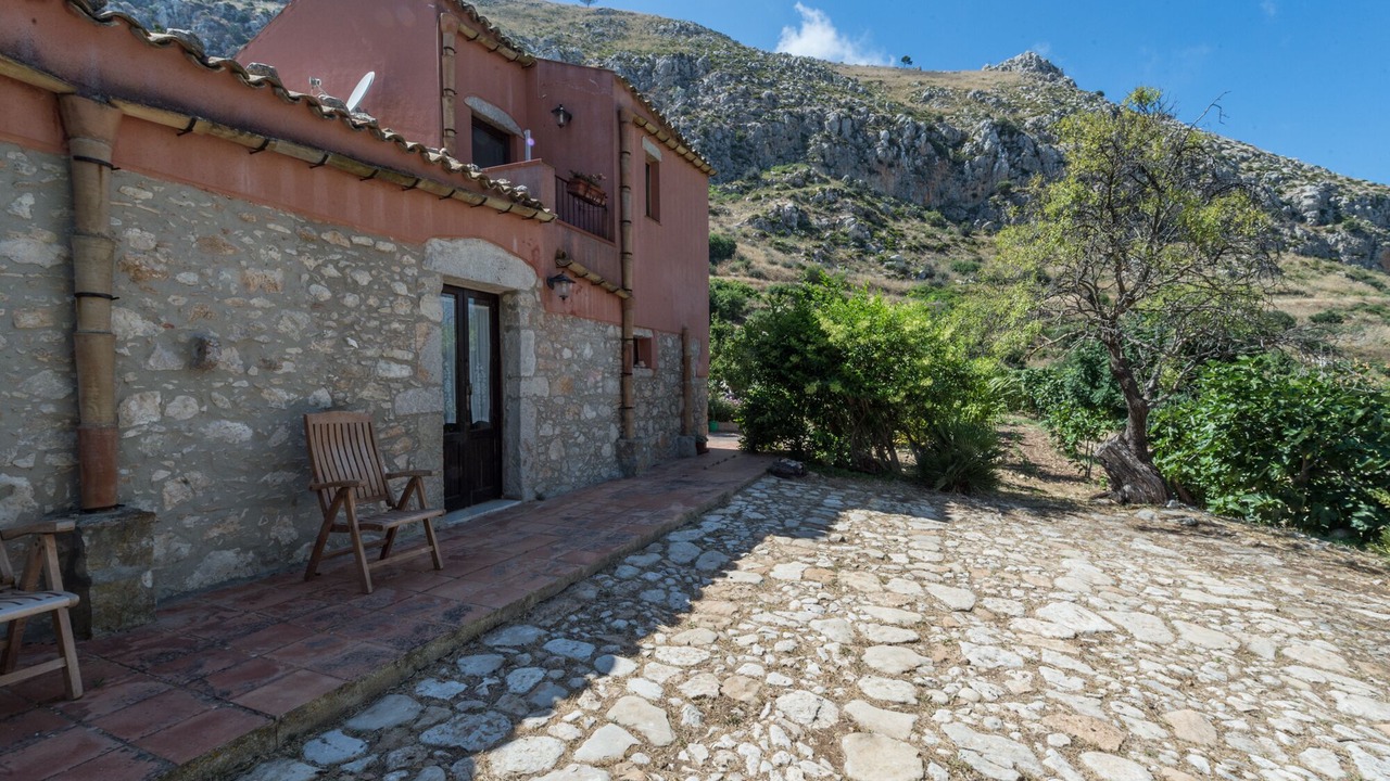 Photo of Outdoor in Mockarta