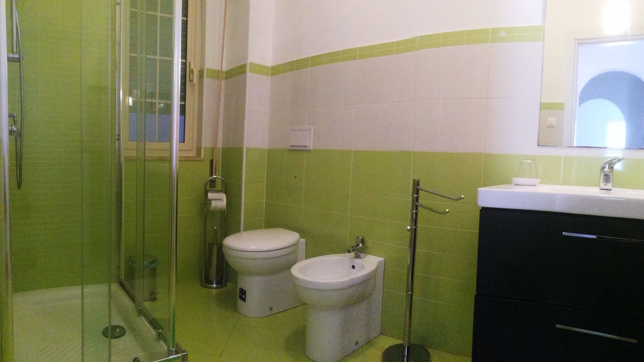 Photo of Bathroom in Noto Historic Centre