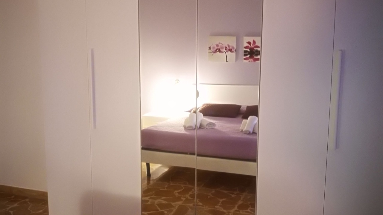 Photo of Bedroom in Noto Historic Centre