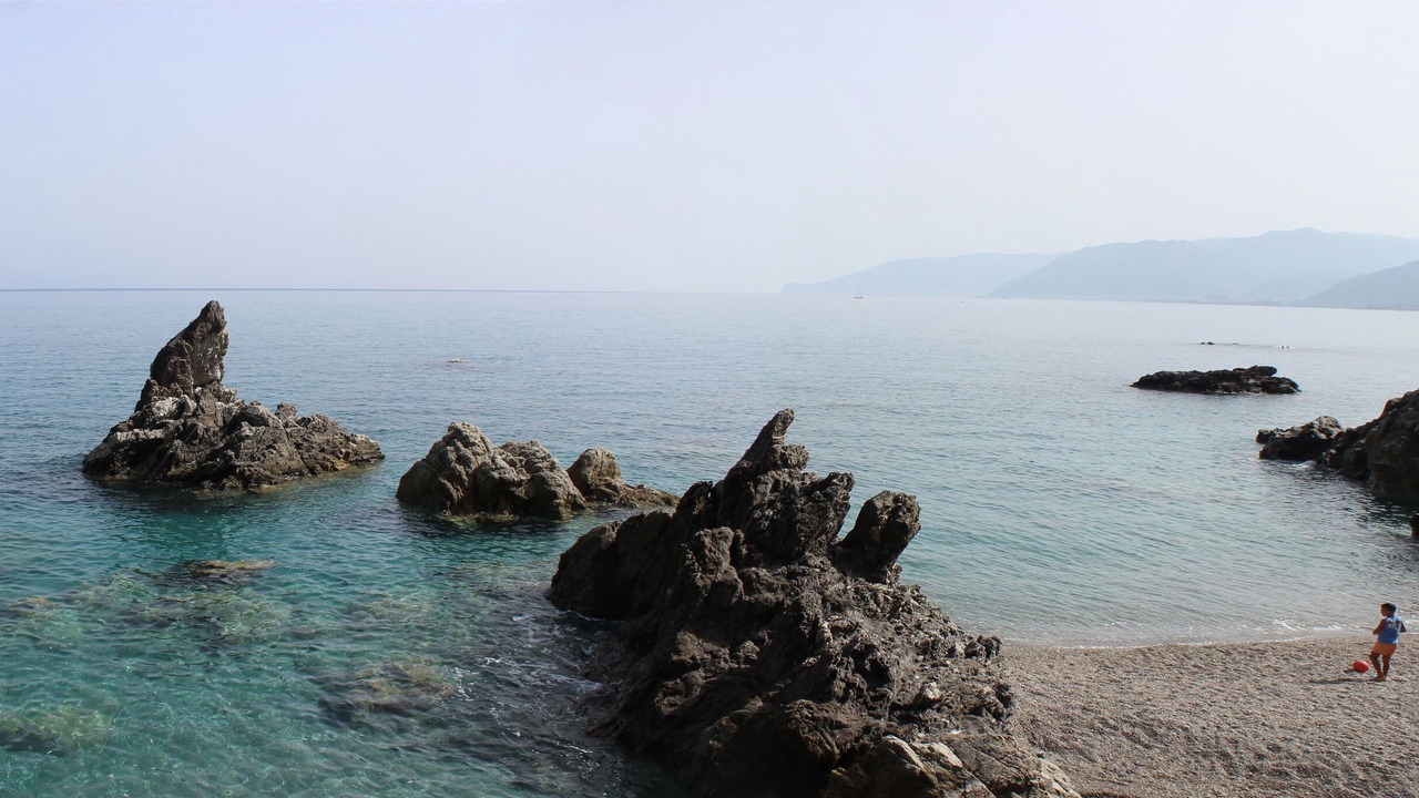Photo of Others in Capri Leone