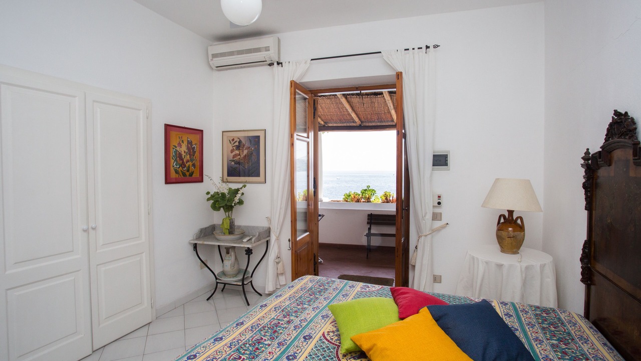 Photo of Bedroom in Lipari
