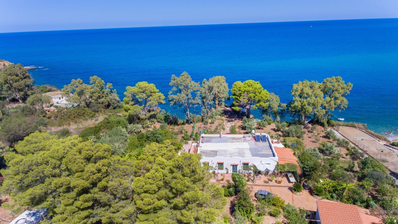 Photo of Outdoor in Pollina