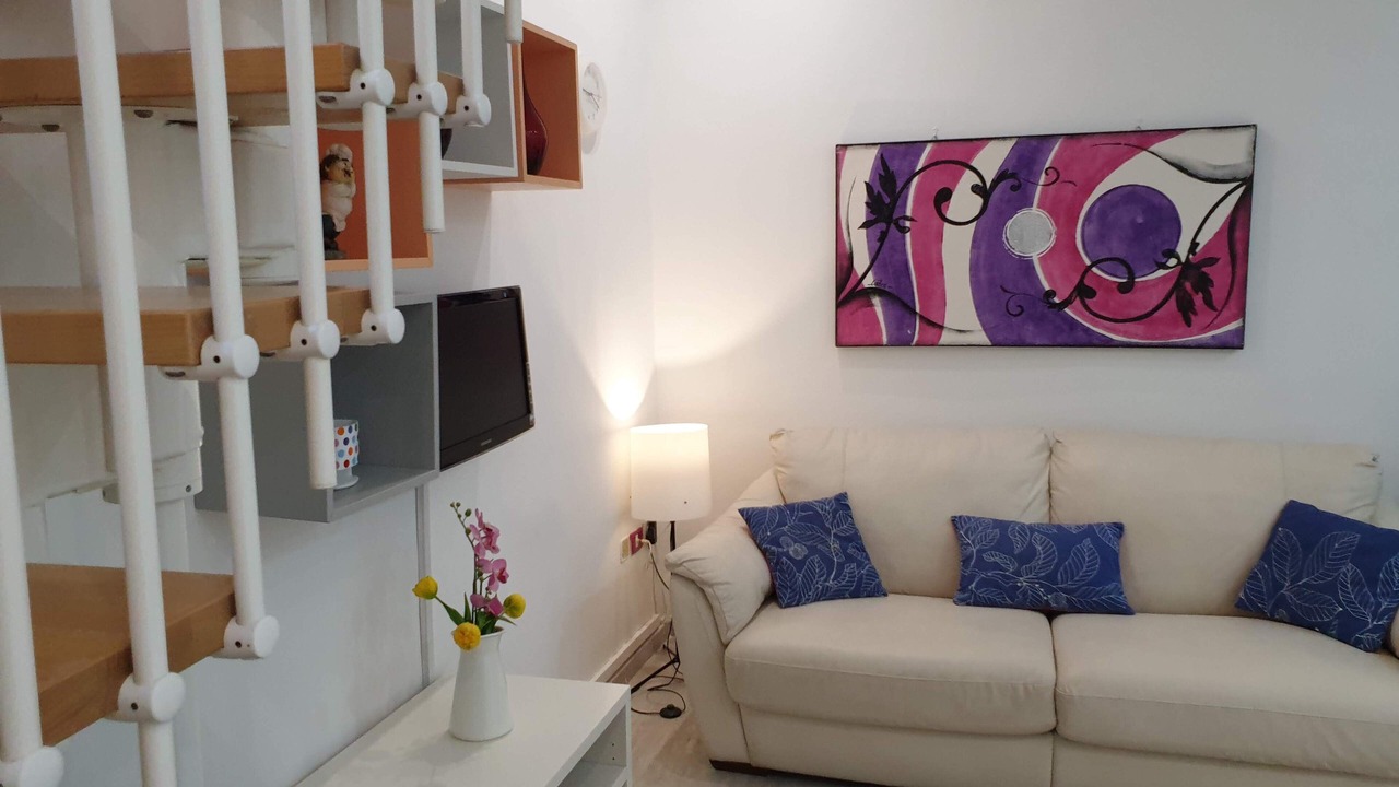 Photo of Livingroom in Naples City Centre