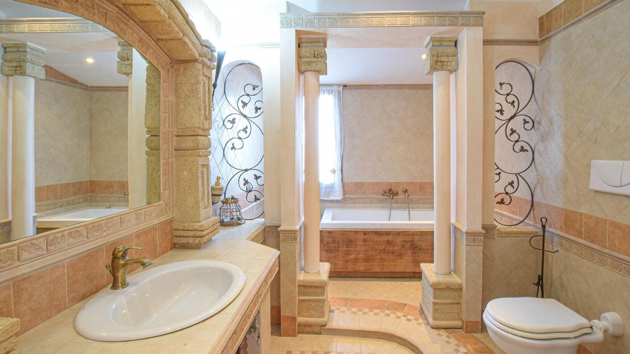 Photo of Bathroom in Saline Joniche