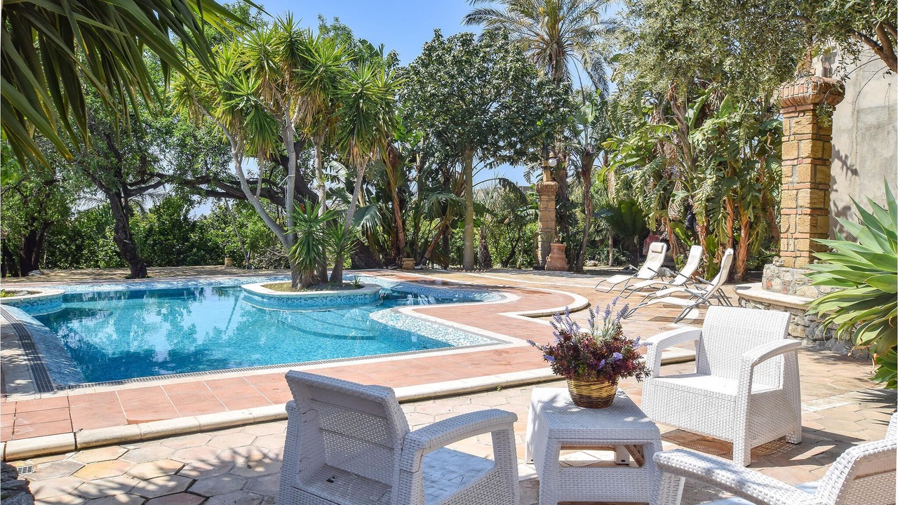 Photo of Outdoor in Saline Joniche