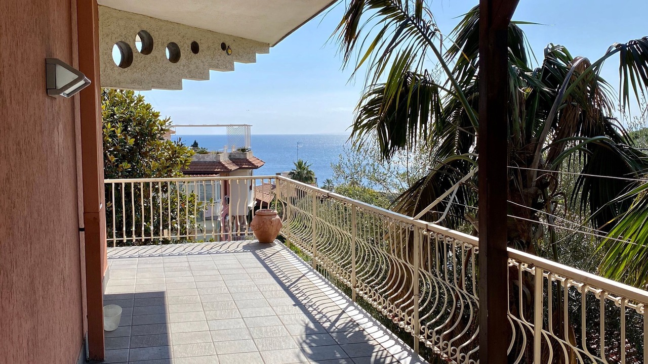 Photo of Patio Balcony in Aci Trezza