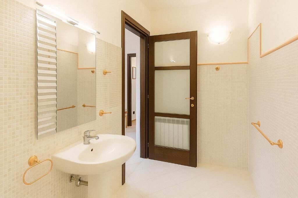 Photo of Bathroom in Salemi