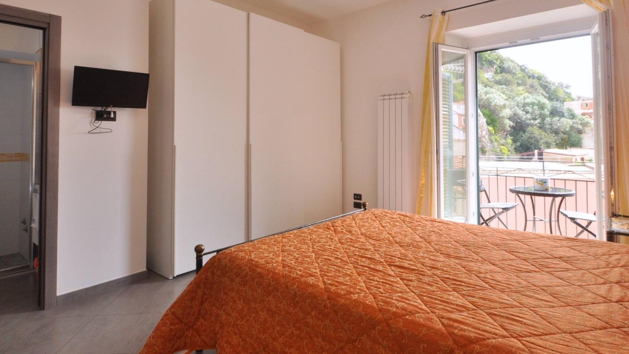 Photo of Bedroom in Cetara