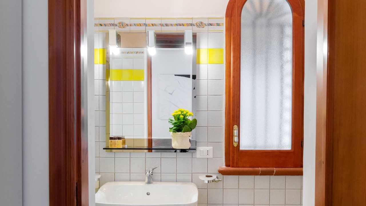 Photo of Bathroom in Carini