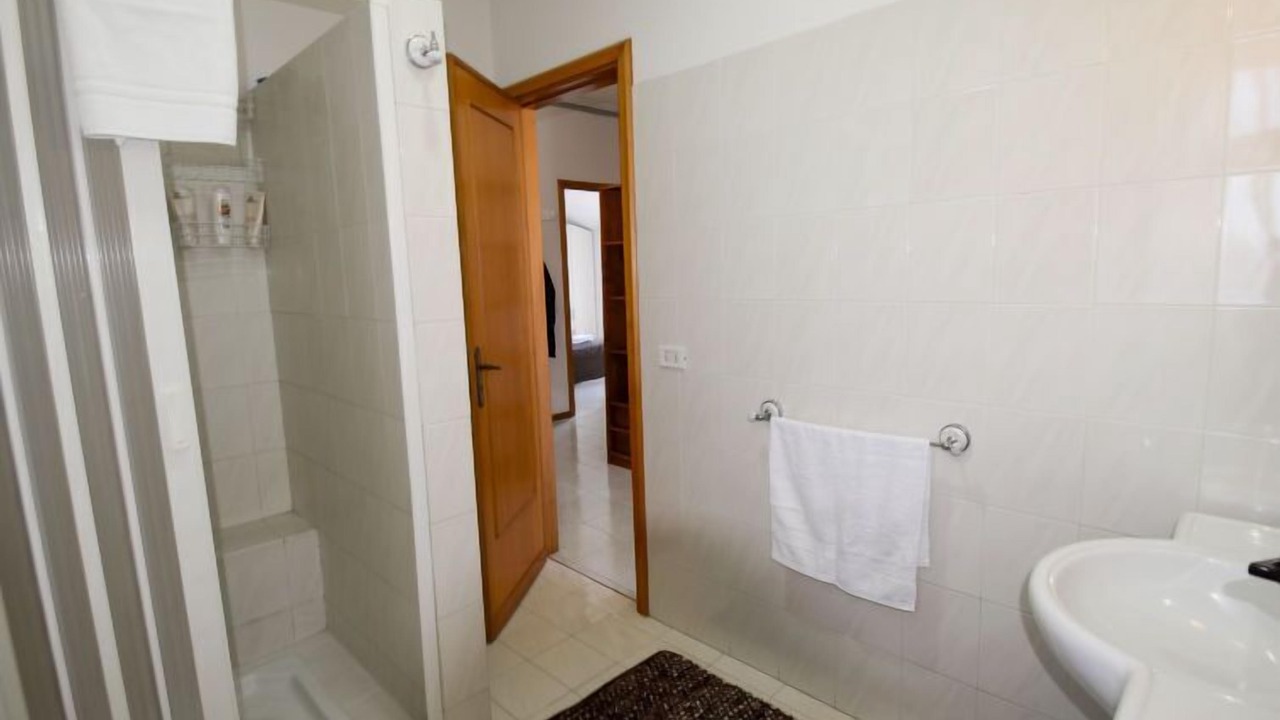 Photo of Bathroom in Archi
