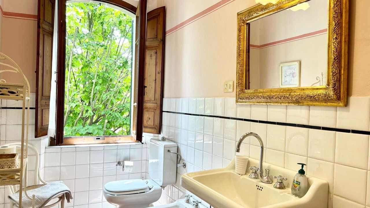 Photo of Bathroom in Camucia