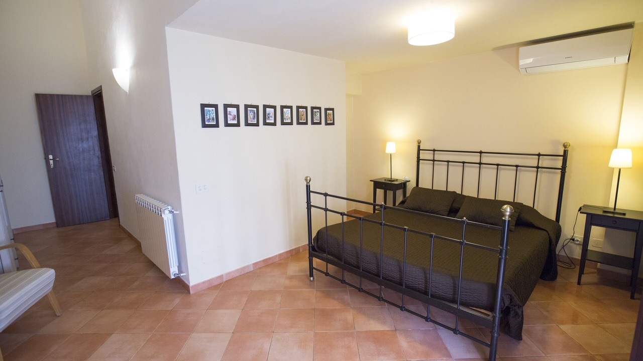 Photo of Bedroom in Cefalu