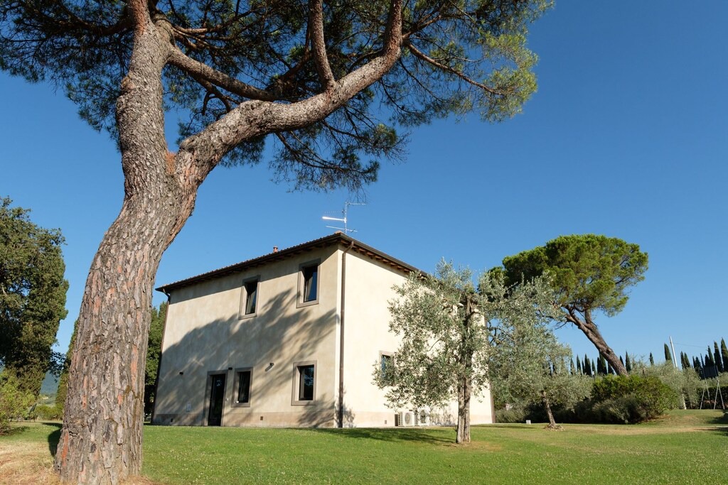 Photo of Buildings in Cavriglia