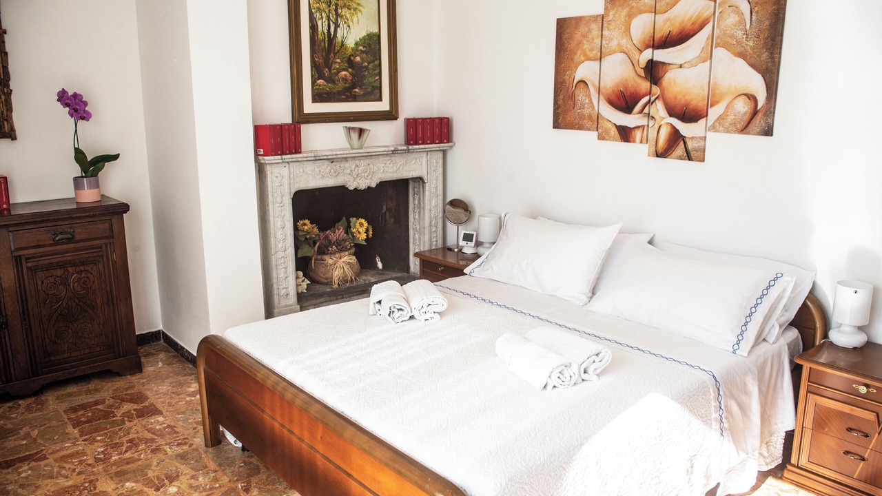 Photo of Bedroom in Vezzano Ligure