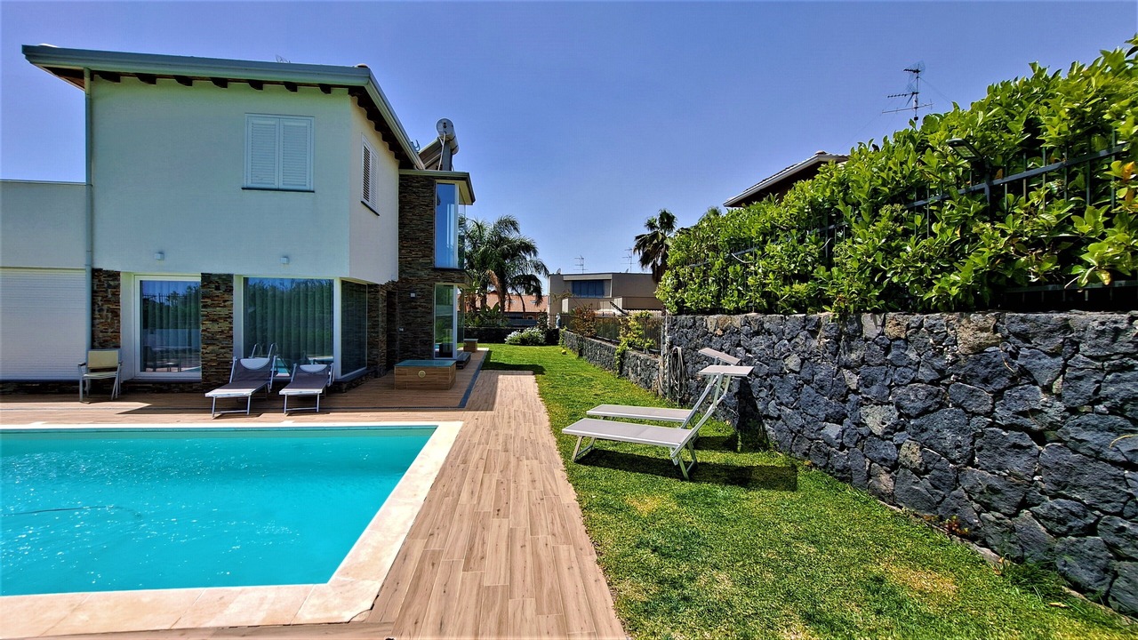 Photo of Outdoor in Mascalucia