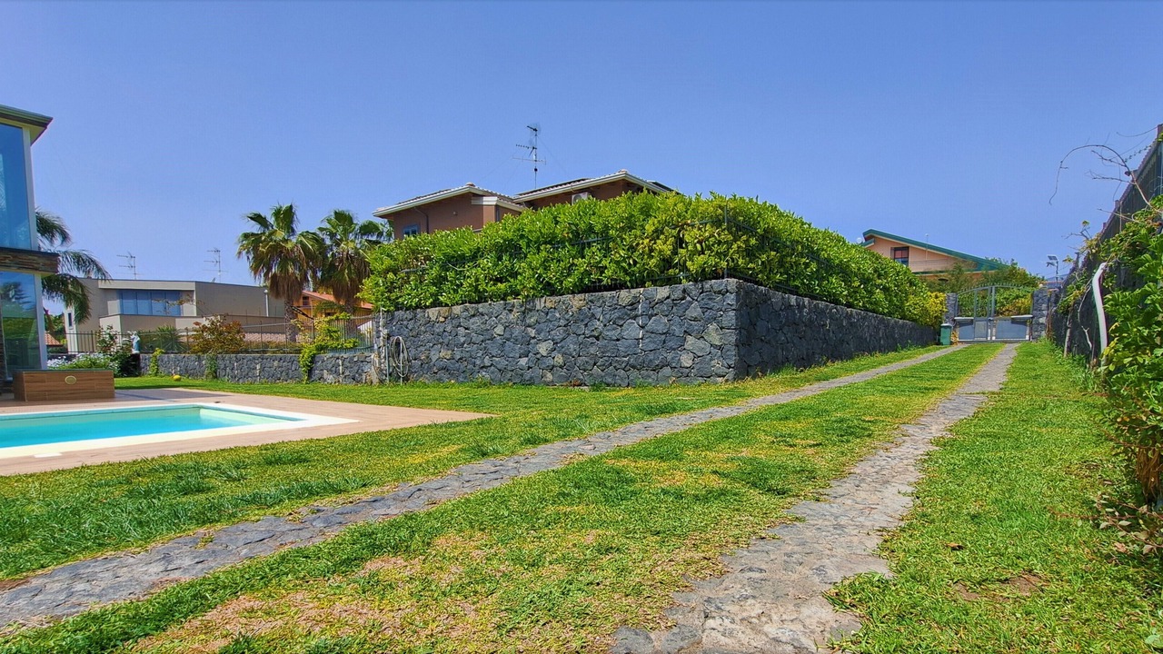 Photo of Outdoor in Mascalucia