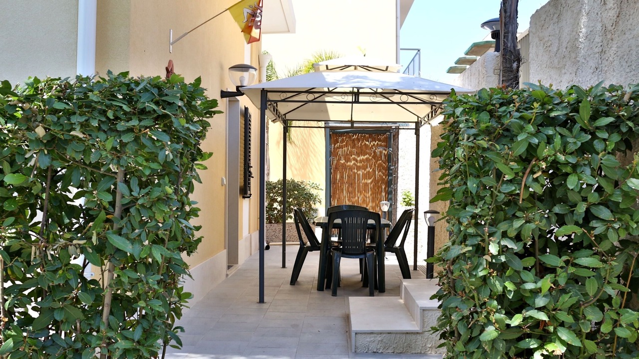 Photo of Outdoor in Avola