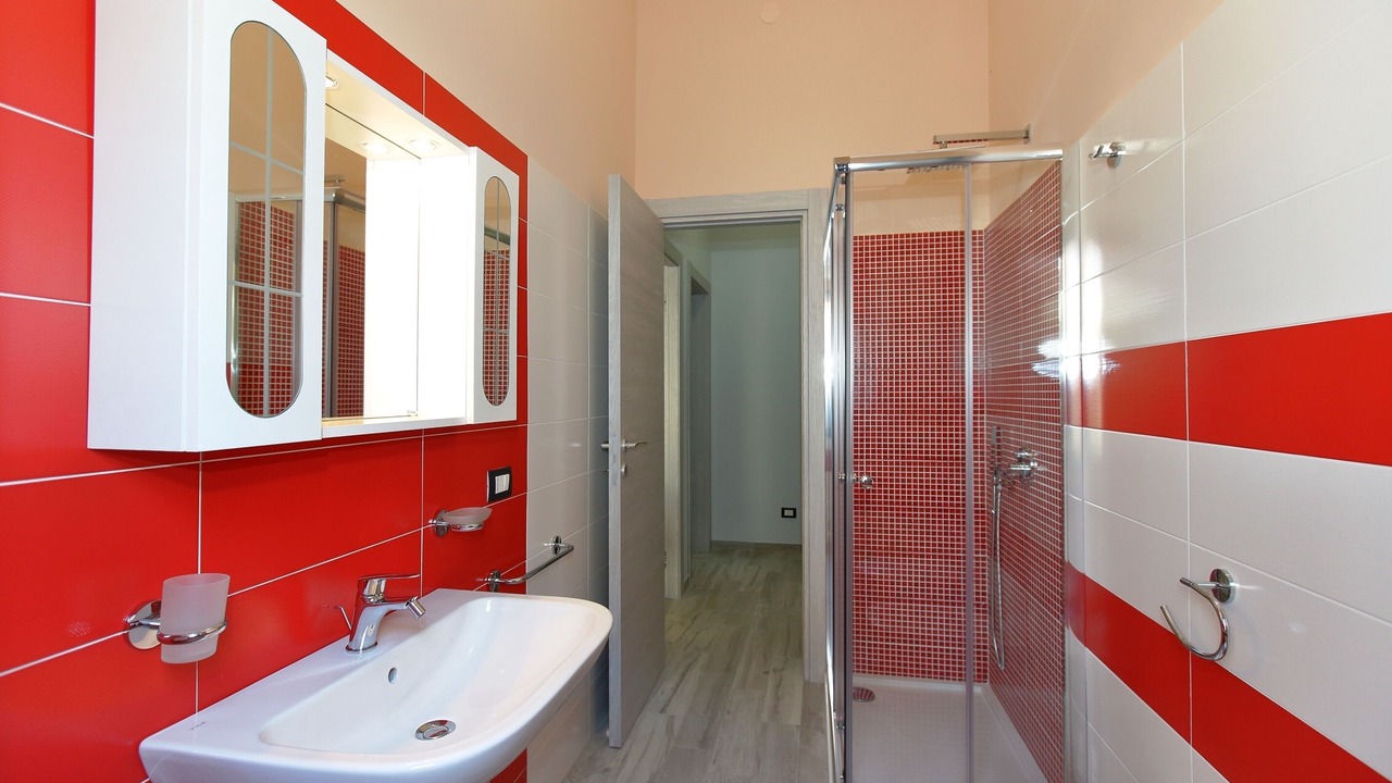 Photo of Bathroom in Avola