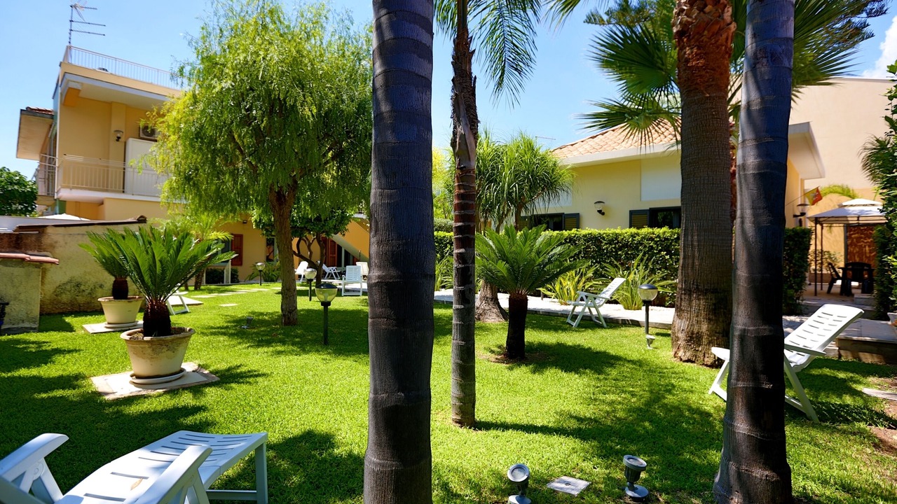 Photo of Outdoor in Avola