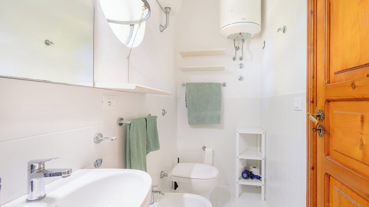 Photo of Bathroom in Forio