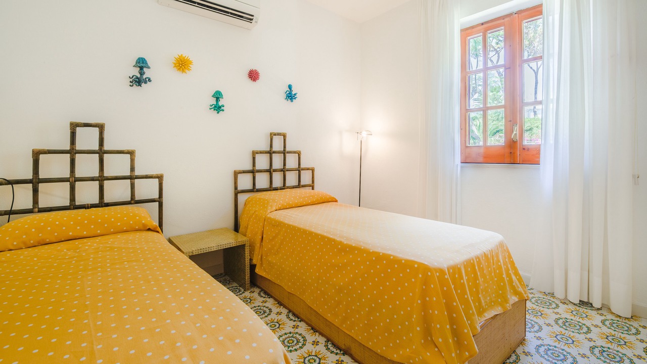 Photo of Bedroom in Forio