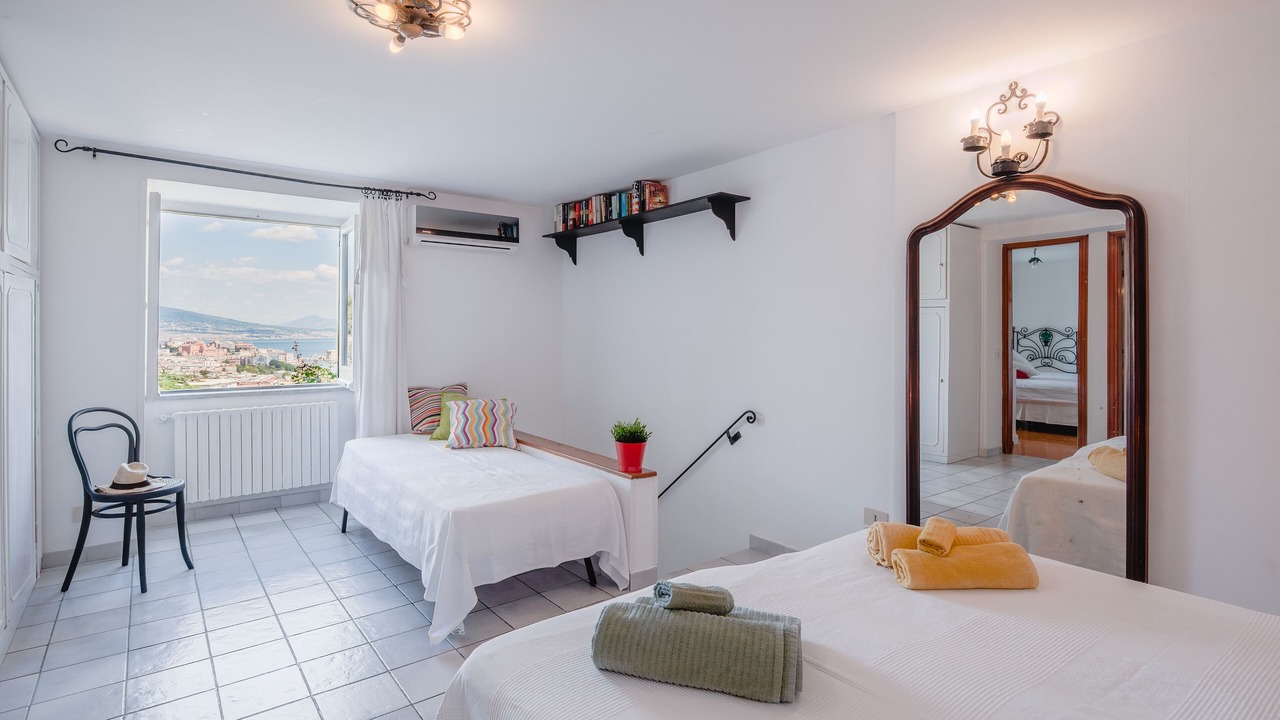 Photo of Bedroom in Naples