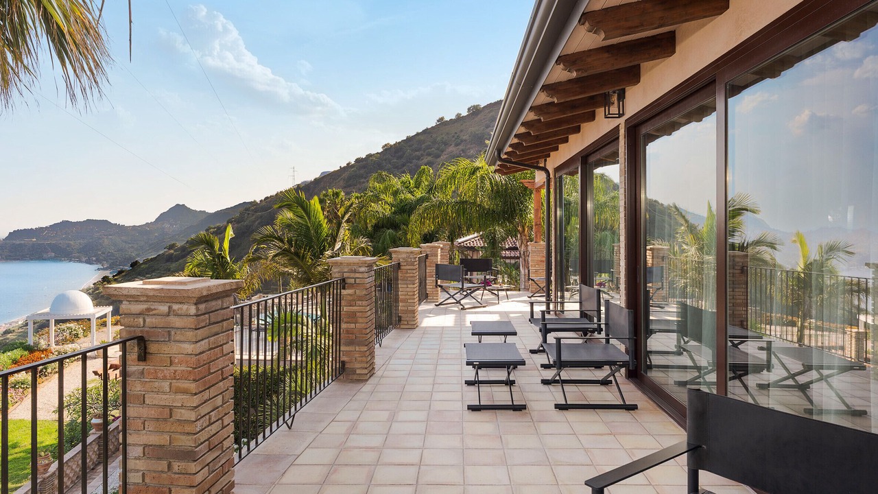 Photo of Patio Balcony in Letojanni
