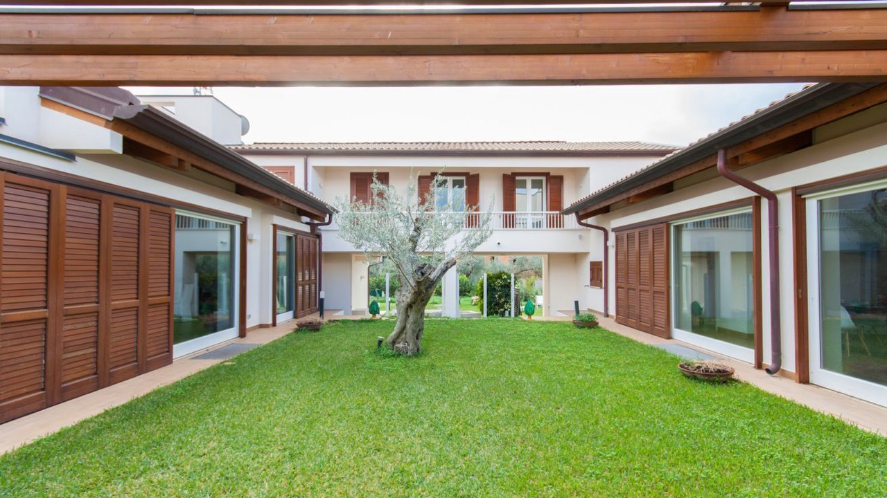 Photo of Outdoor in Terrasini