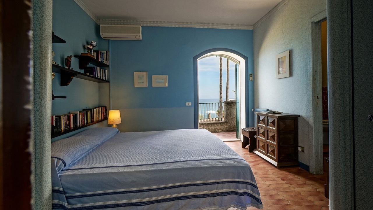 Photo of Bedroom in Costa Saracena-Castelluccio