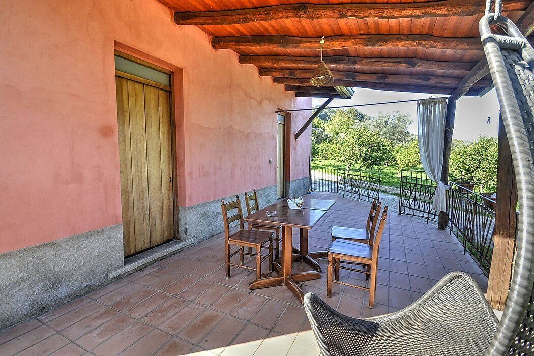 Photo of Outdoor in Mirto
