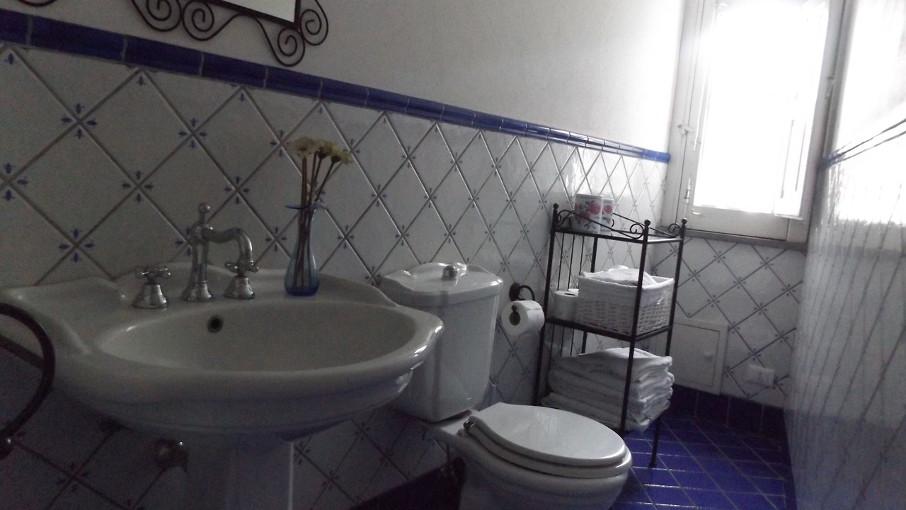 Photo of Bathroom in Archi