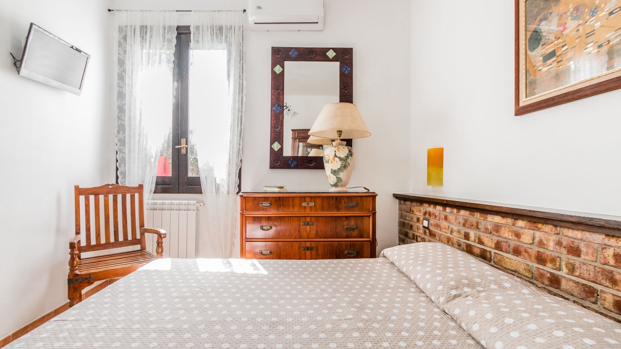 Photo of Bedroom in Cicirata Inizio