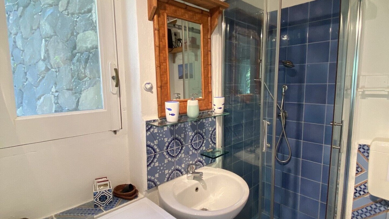 Photo of Bathroom in Lipari