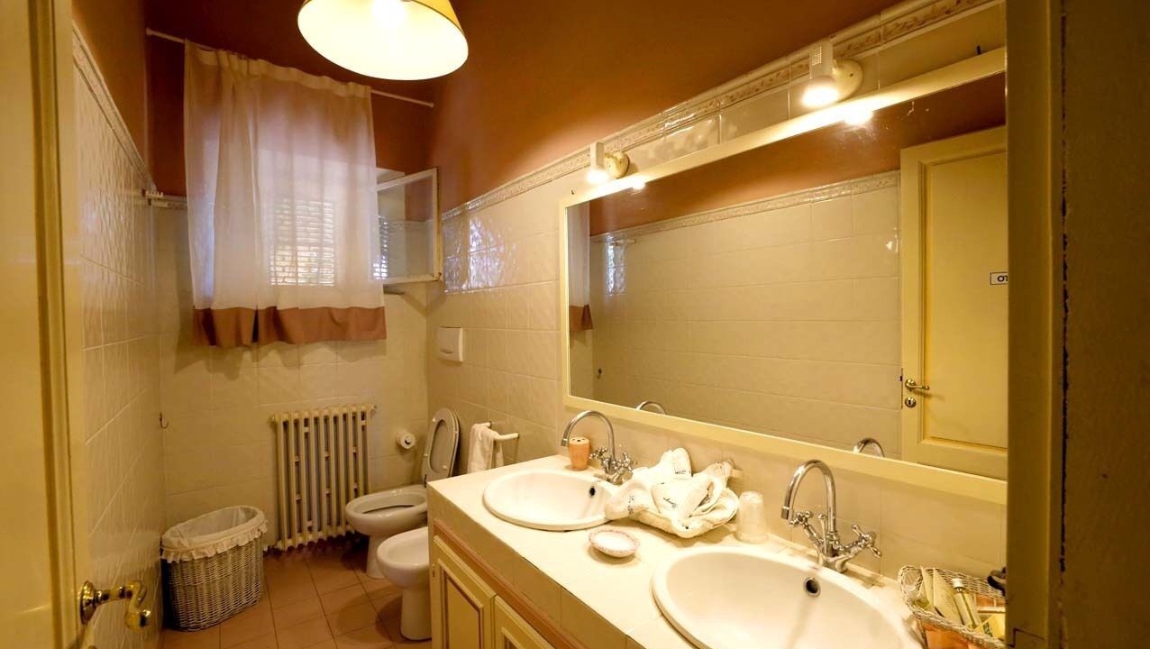 Photo of Bathroom in Siena