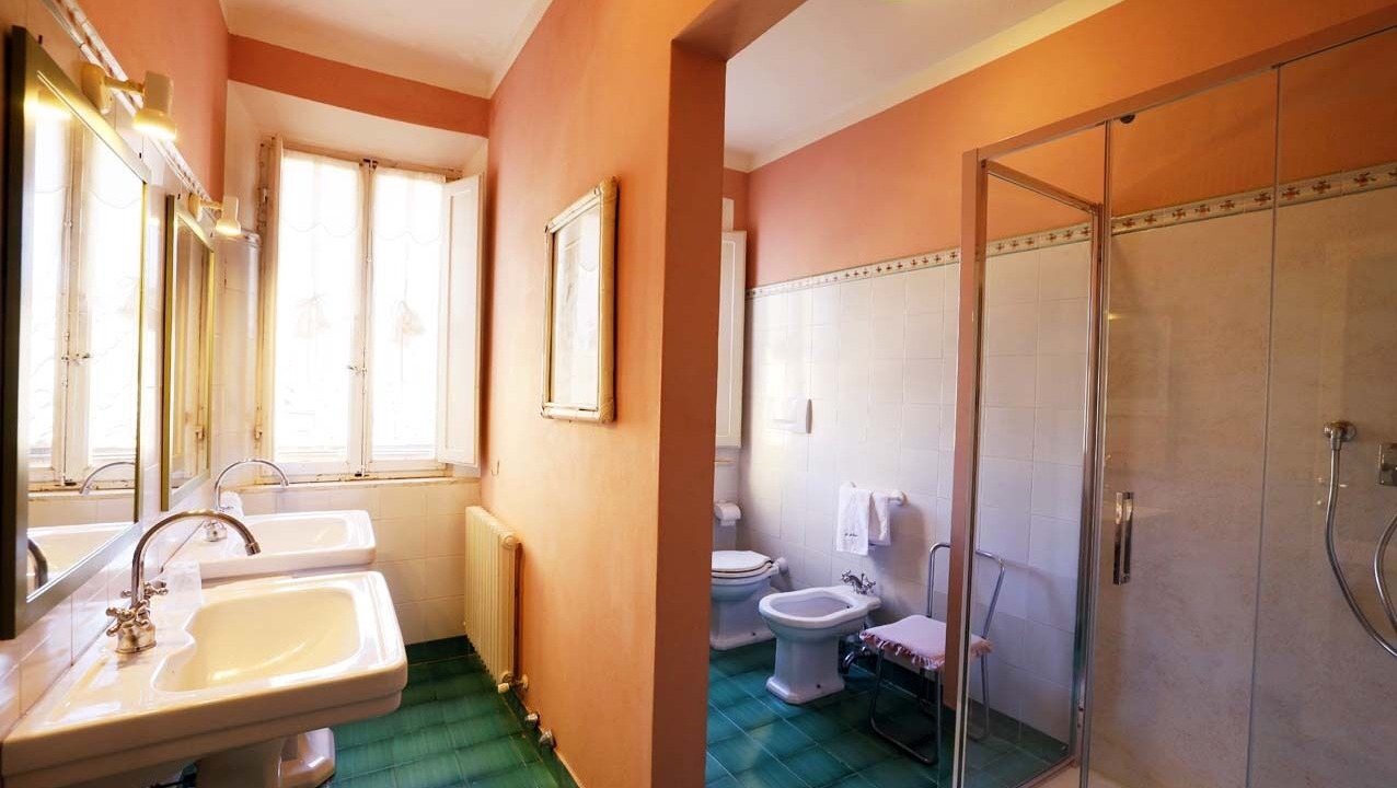 Photo of Bathroom in Siena