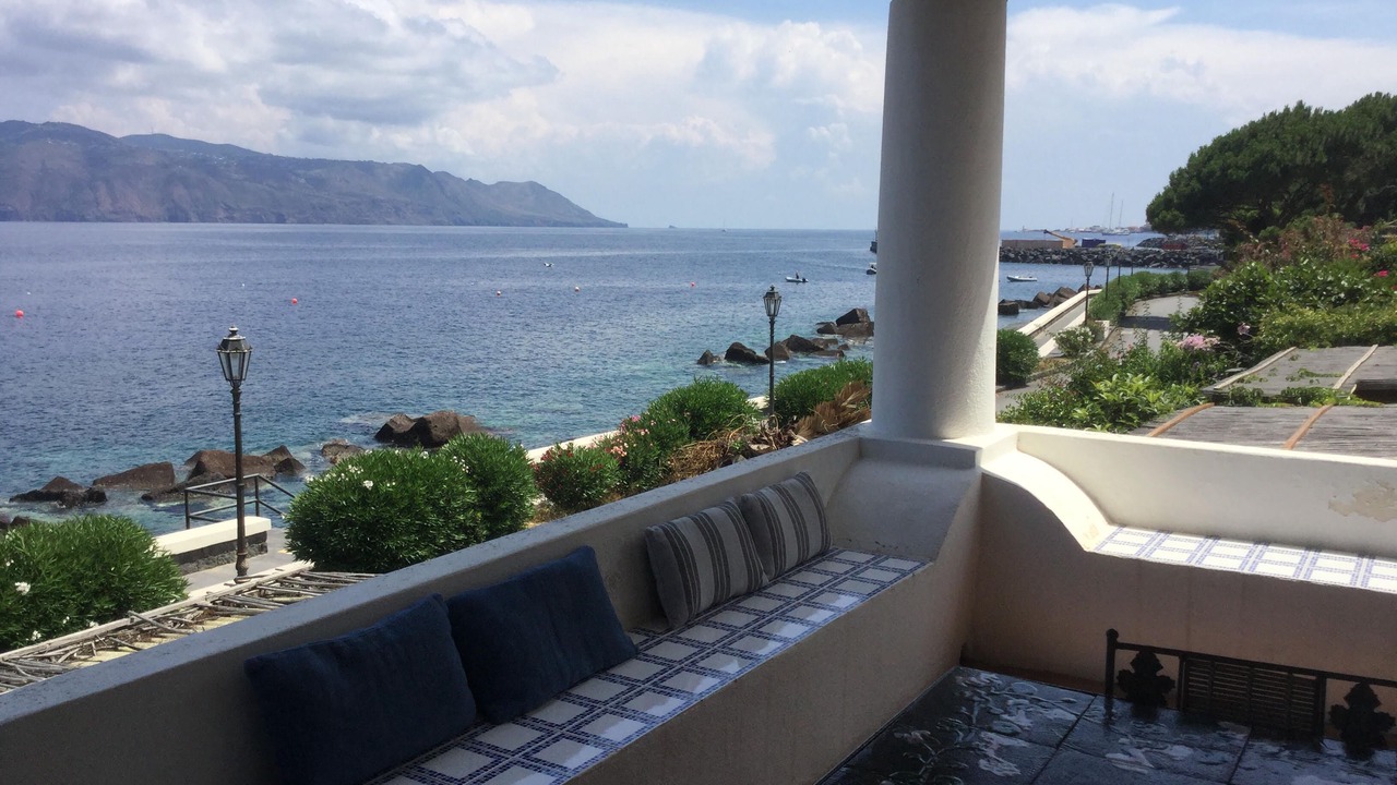 Photo of Patio Balcony in Santa Marina Salina
