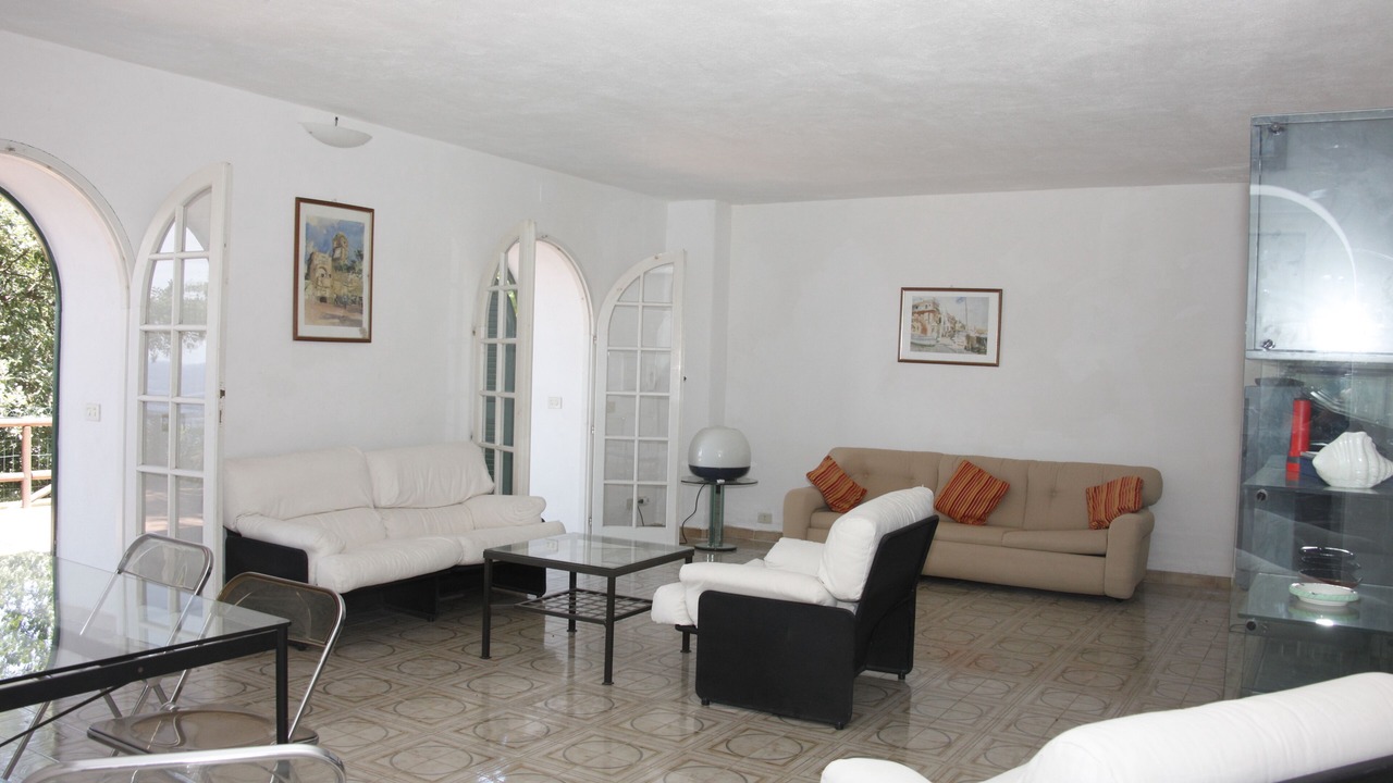 Photo of Livingroom in Forio