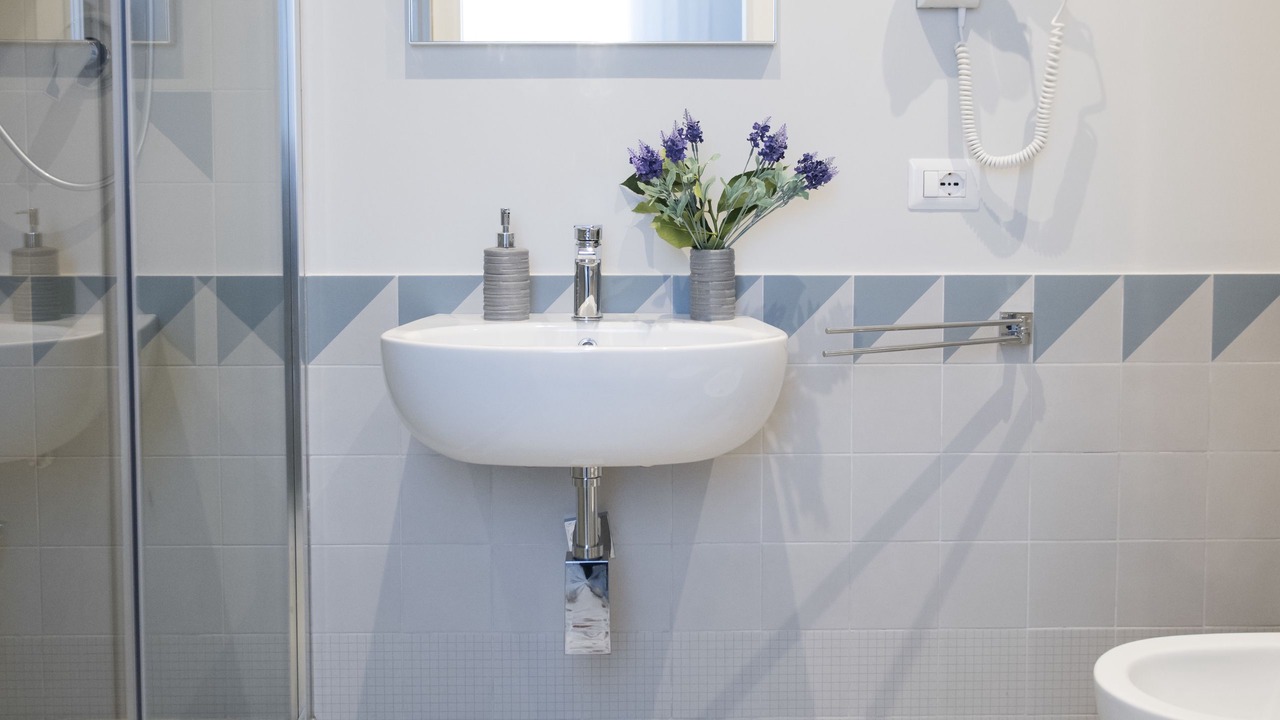 Photo of Bathroom in Alcamo Historic Center