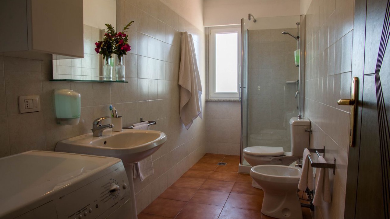 Photo of Bathroom in Badesi