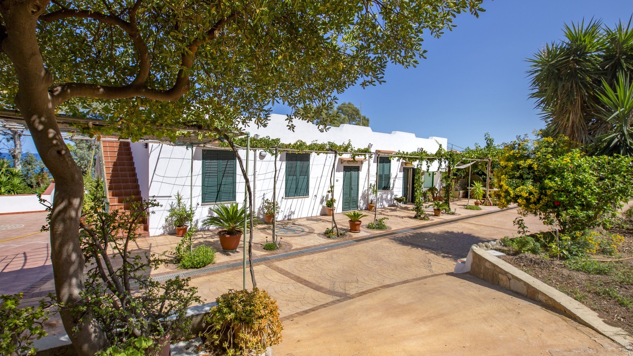 Photo of Outdoor in Pollina