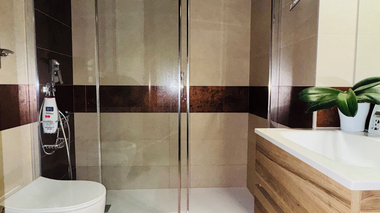 Photo of Bathroom in Avola