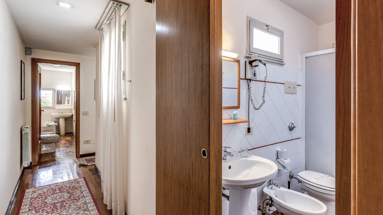 Photo of Bathroom in Messina